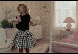 Elizabeth Shue-Banks pantyhose Adventures In Babysitting